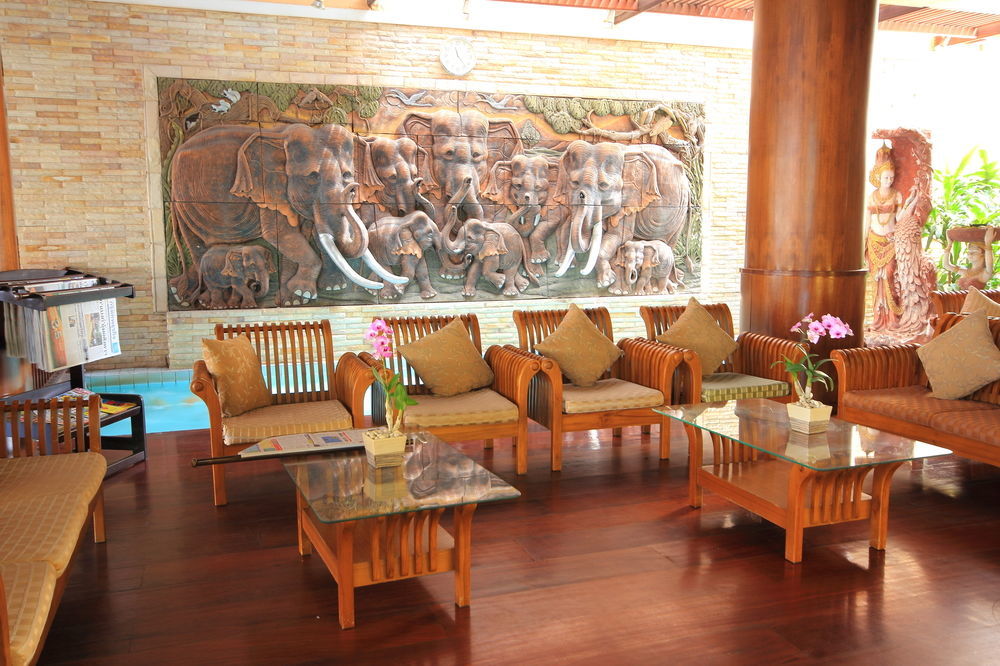 Aiyara Palace Pattaya Eksteriør bilde